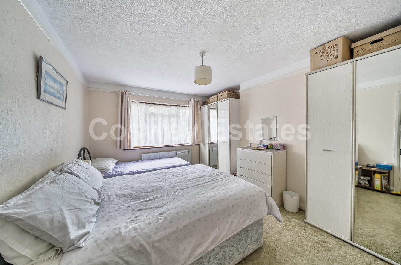 Fernside Avenue, Mill Hill, NW7, London